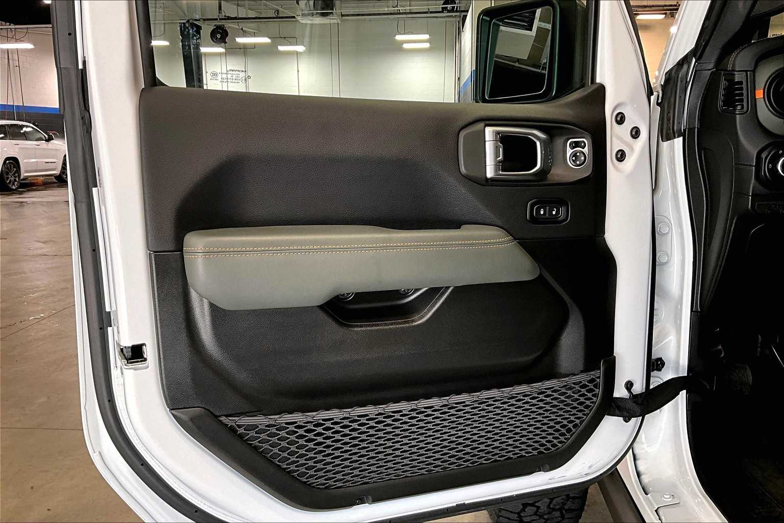 2024 Jeep Gladiator Mojave X - Photo 9