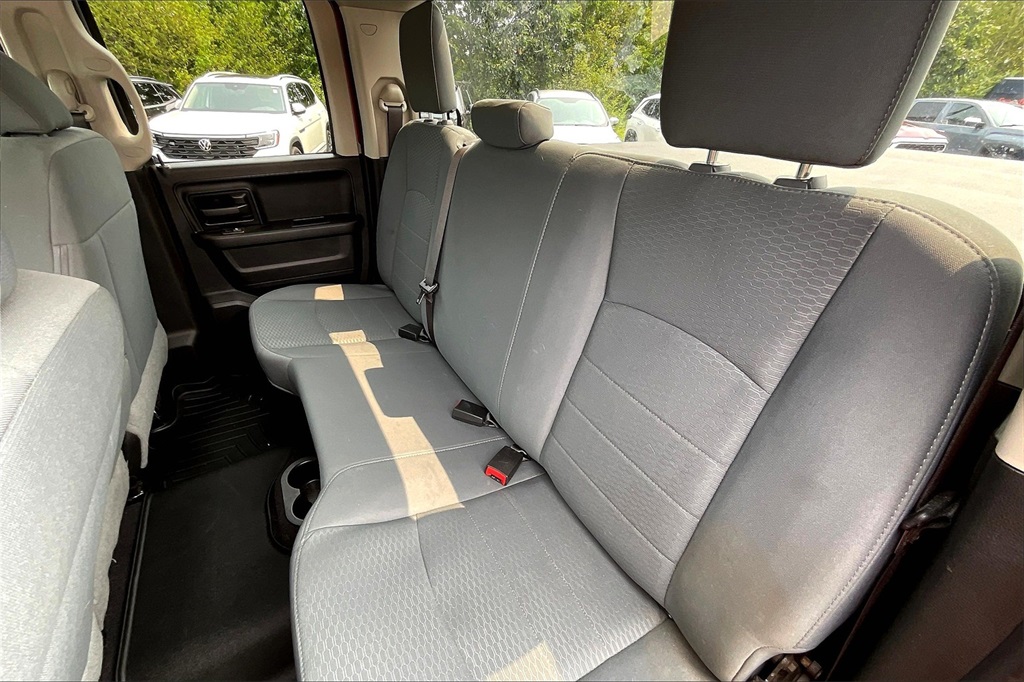 2019 Ram 1500 Classic Express - Photo 14
