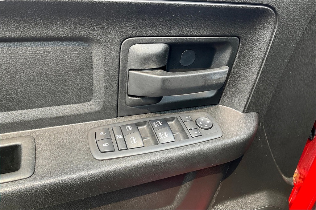 2019 Ram 1500 Classic Express - Photo 34