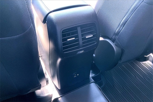 2022 Ford Escape SE - Photo 29