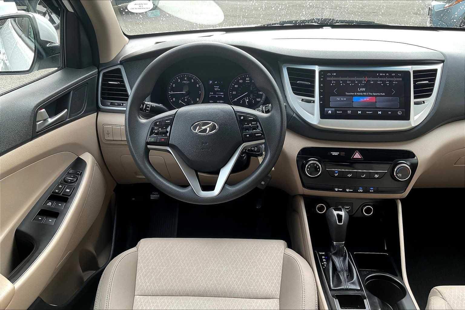 2018 Hyundai Tucson SE - Photo 17