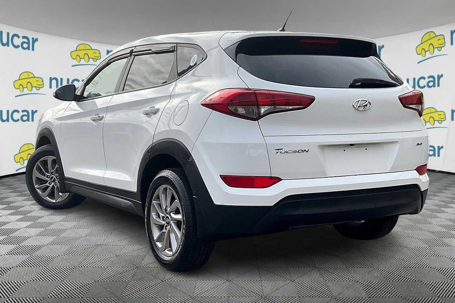 2018 Hyundai Tucson SE - Photo 4