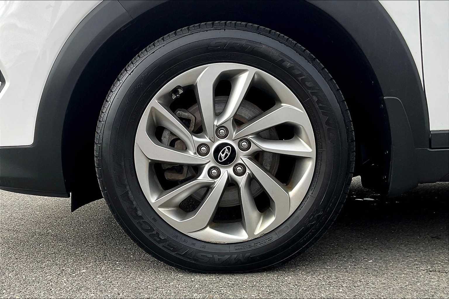 2018 Hyundai Tucson SE - Photo 7