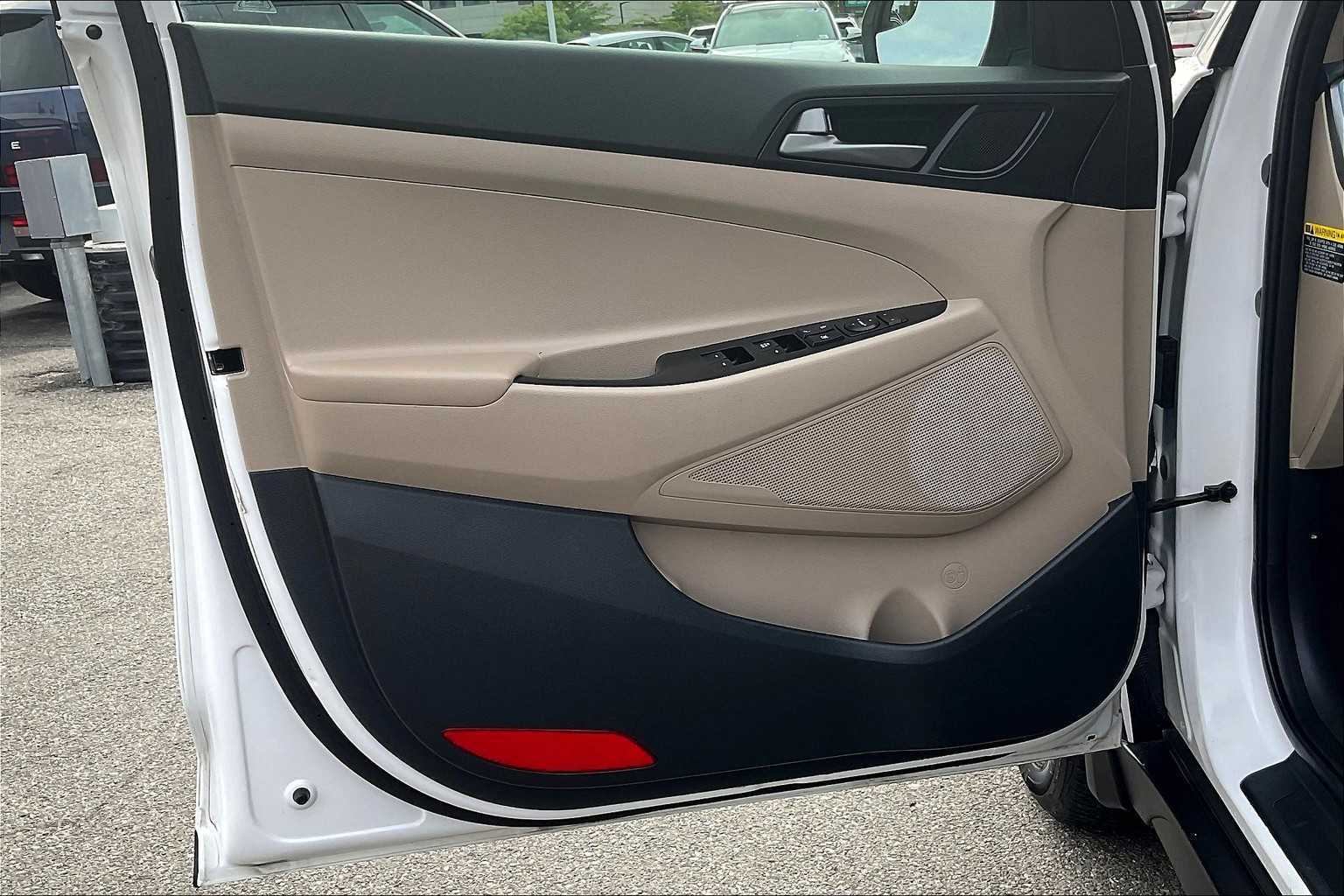 2018 Hyundai Tucson SE - Photo 9