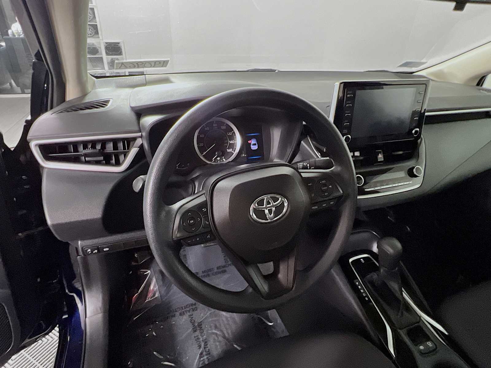 2020 Toyota Corolla LE - Photo 11