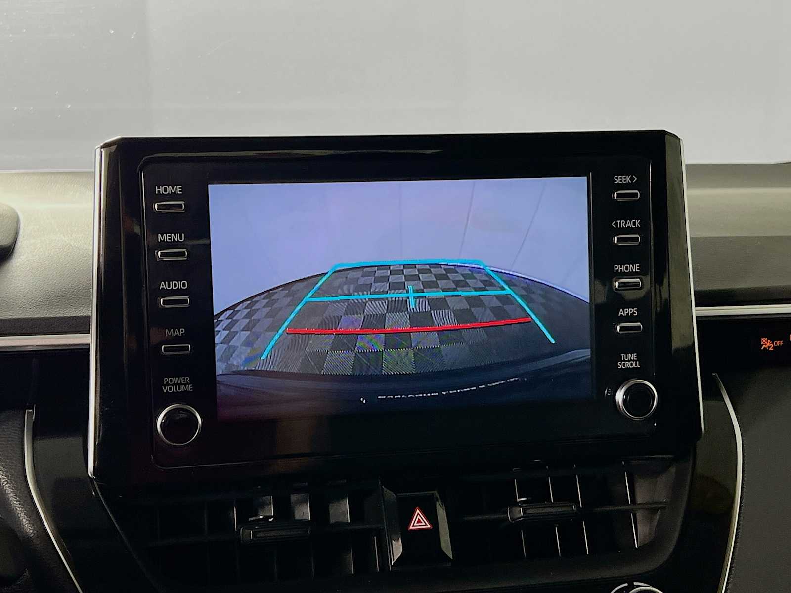 2020 Toyota Corolla LE - Photo 13