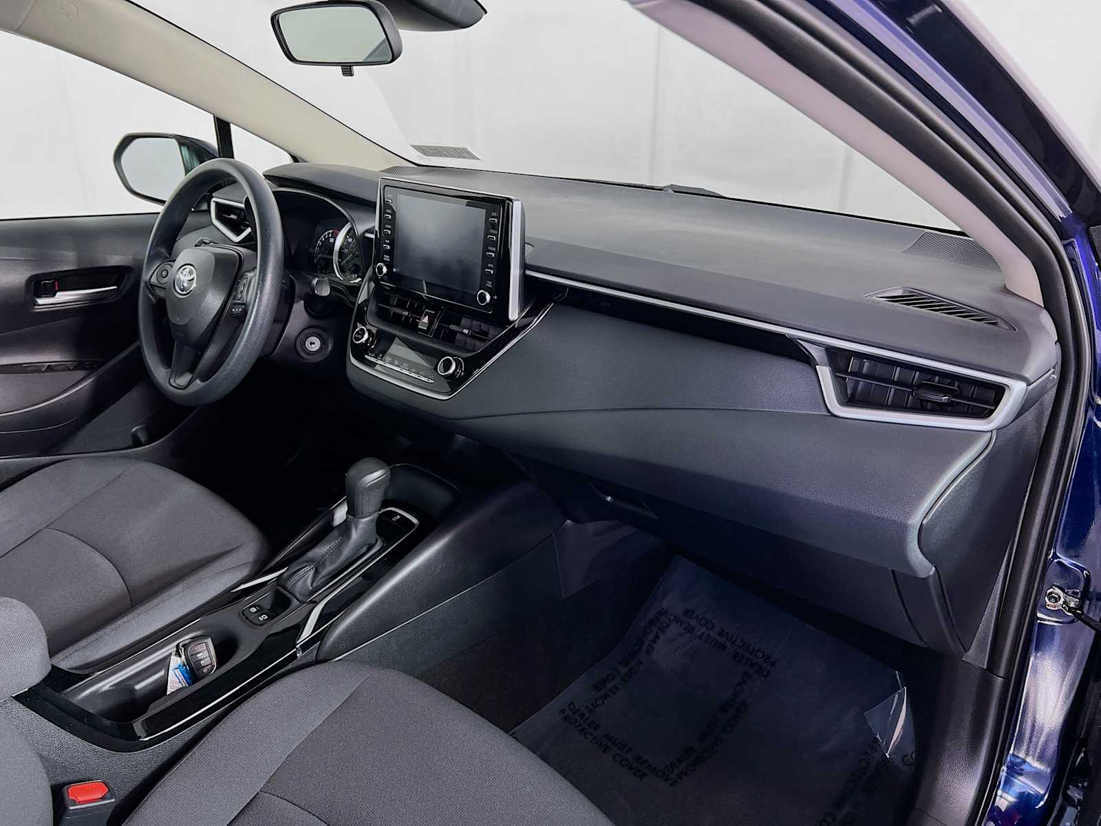 2020 Toyota Corolla LE - Photo 27