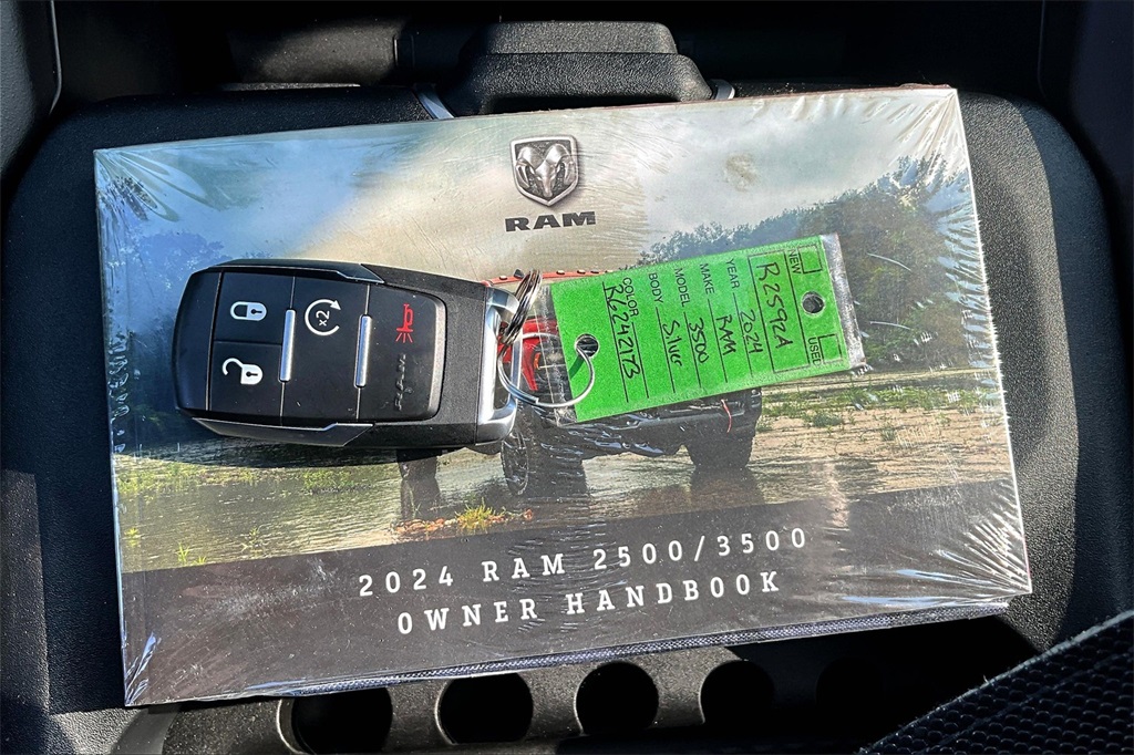2024 Ram 3500 Big Horn - Photo 31