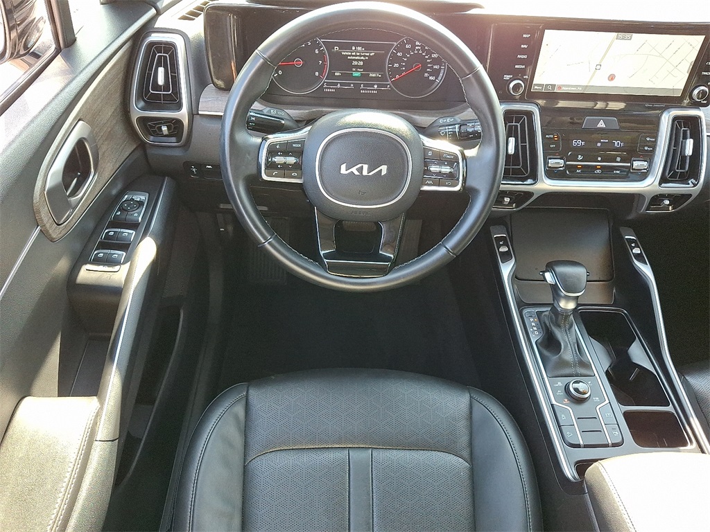 2022 Kia Sorento S - Photo 13