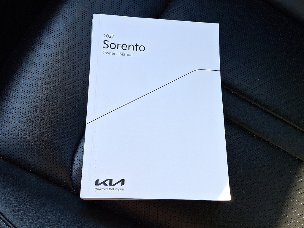 2022 Kia Sorento S - Photo 26