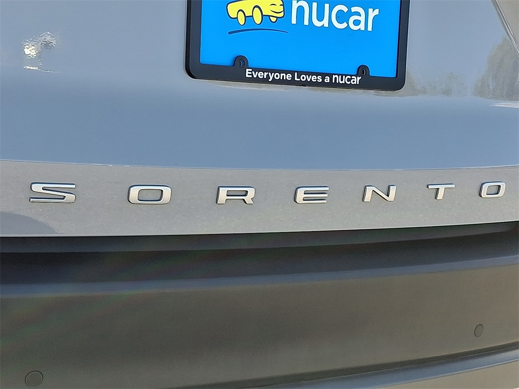 2022 Kia Sorento S - Photo 29