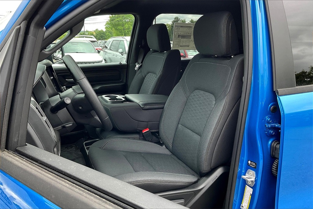 2025 Ram 1500 Tradesman - Photo 11