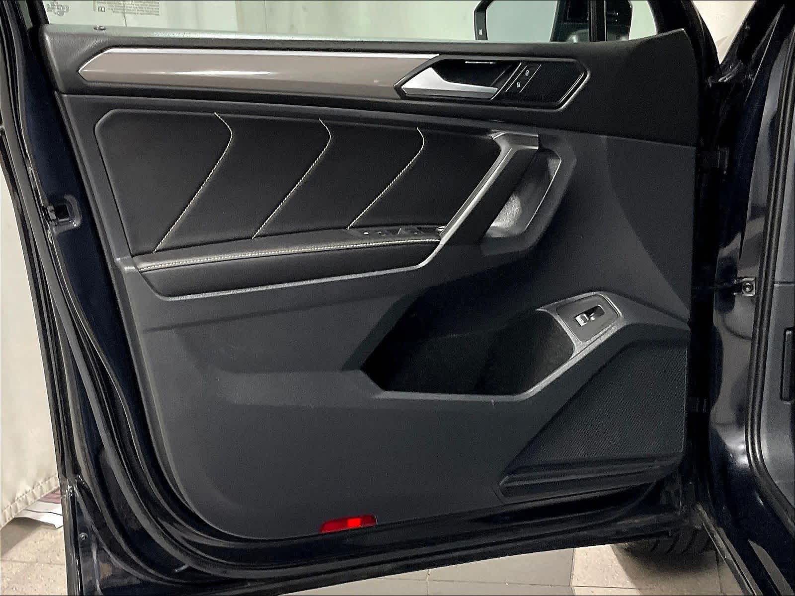 2022 Volkswagen Tiguan SE R-Line Black - Photo 9