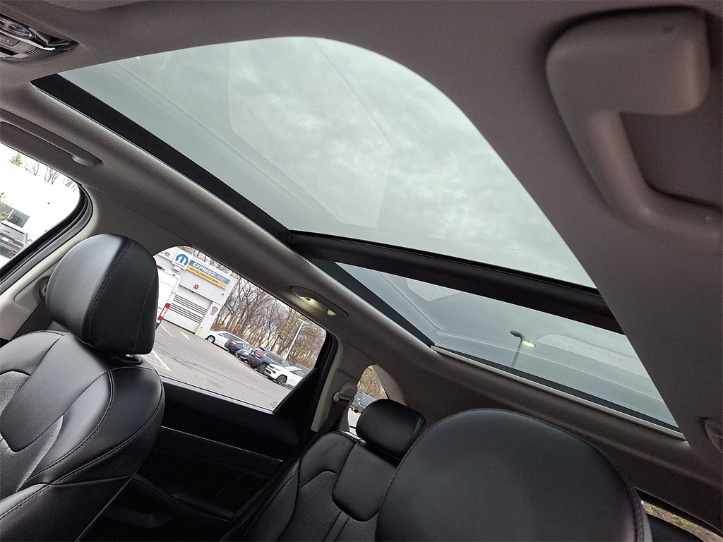 2022 Kia Sorento Plug-In Hybrid SX - Photo 15