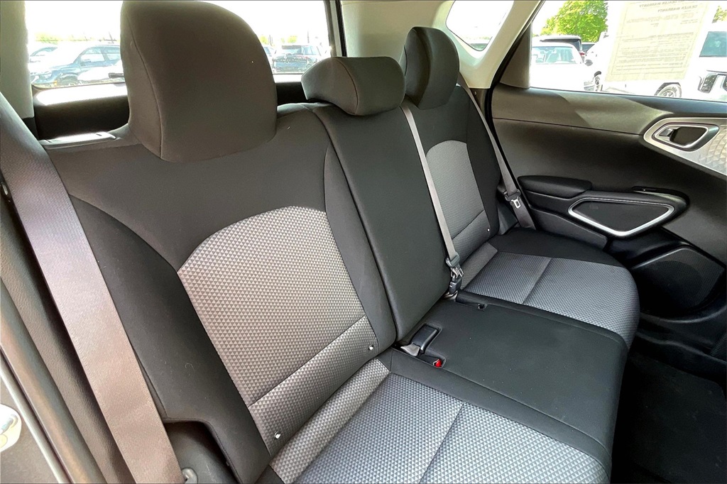 2020 Kia Soul LX - Photo 15