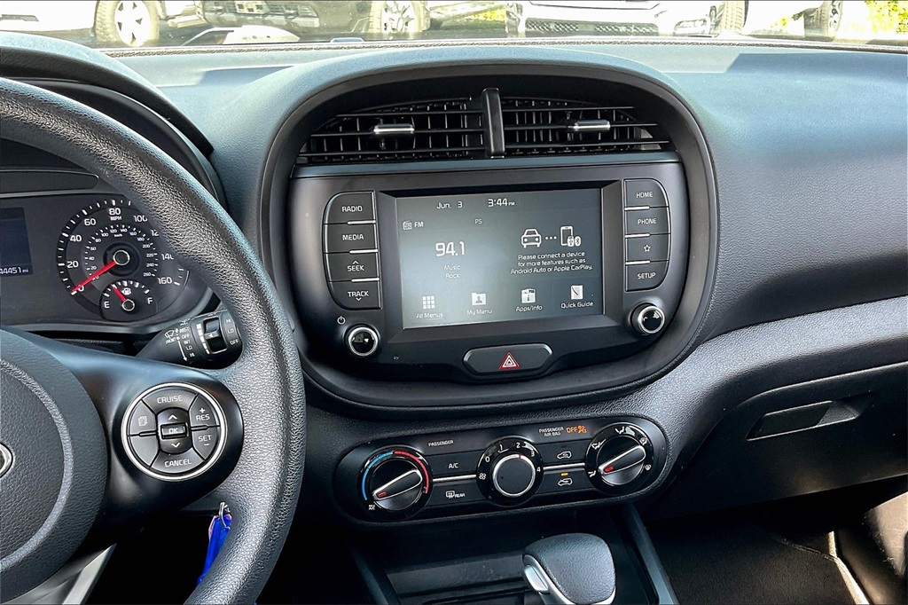 2020 Kia Soul LX - Photo 17