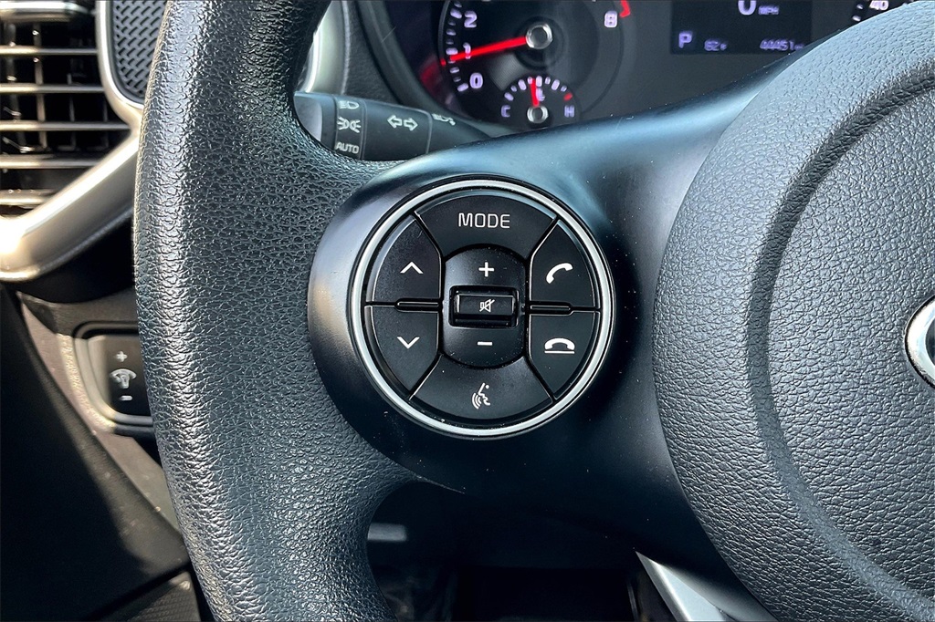 2020 Kia Soul LX - Photo 21