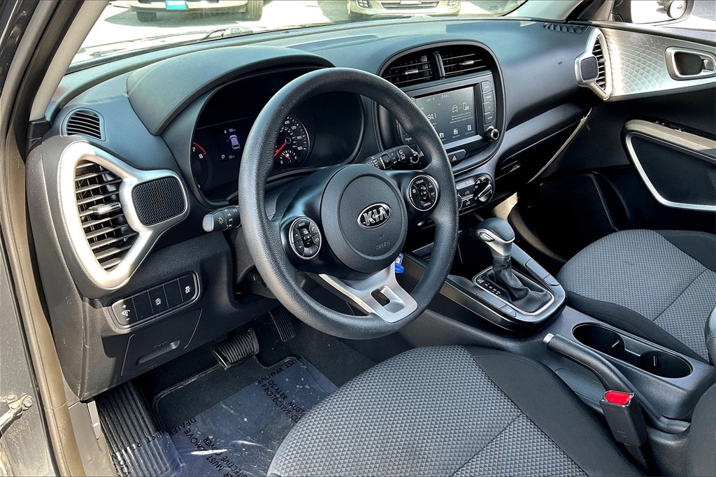 2020 Kia Soul LX - Photo 8