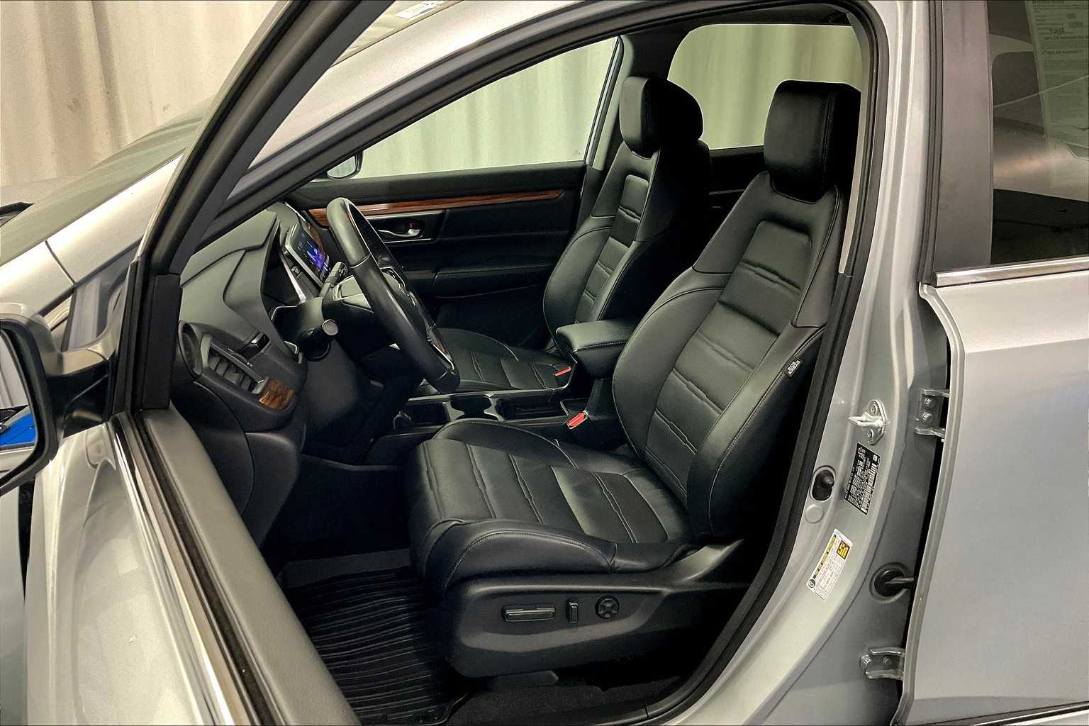 2019 Honda CR-V Touring - Photo 10