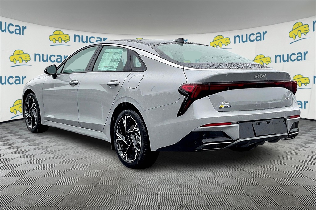 2025 Kia K5 GT-Line - Photo 5