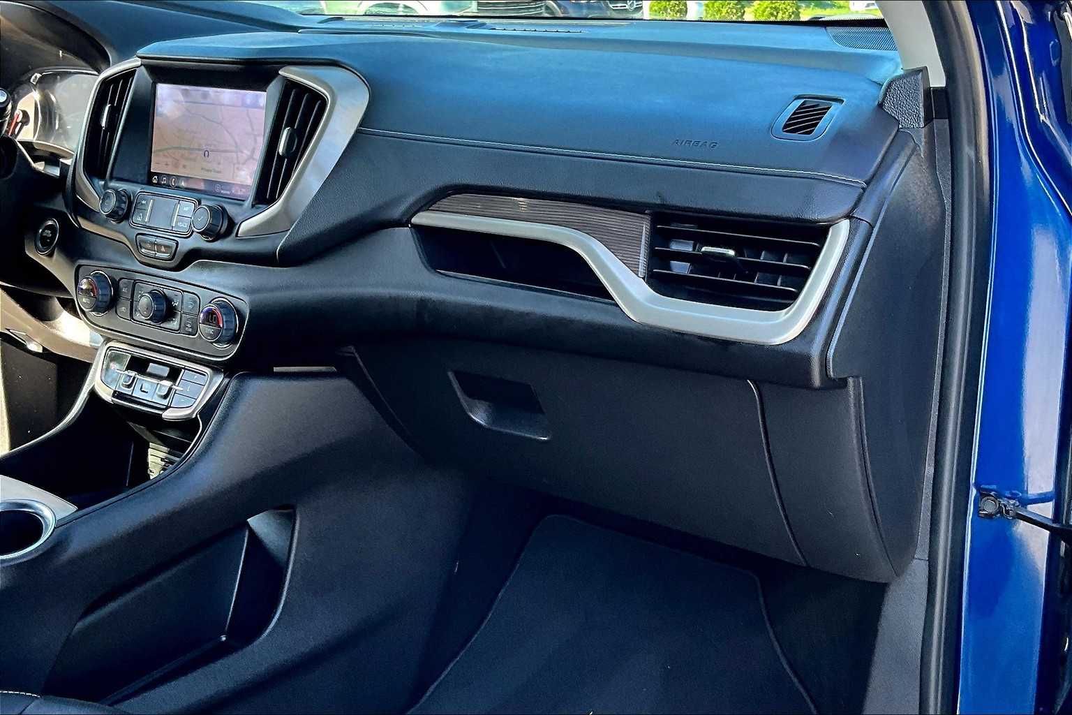 2023 GMC Terrain Denali - Photo 13