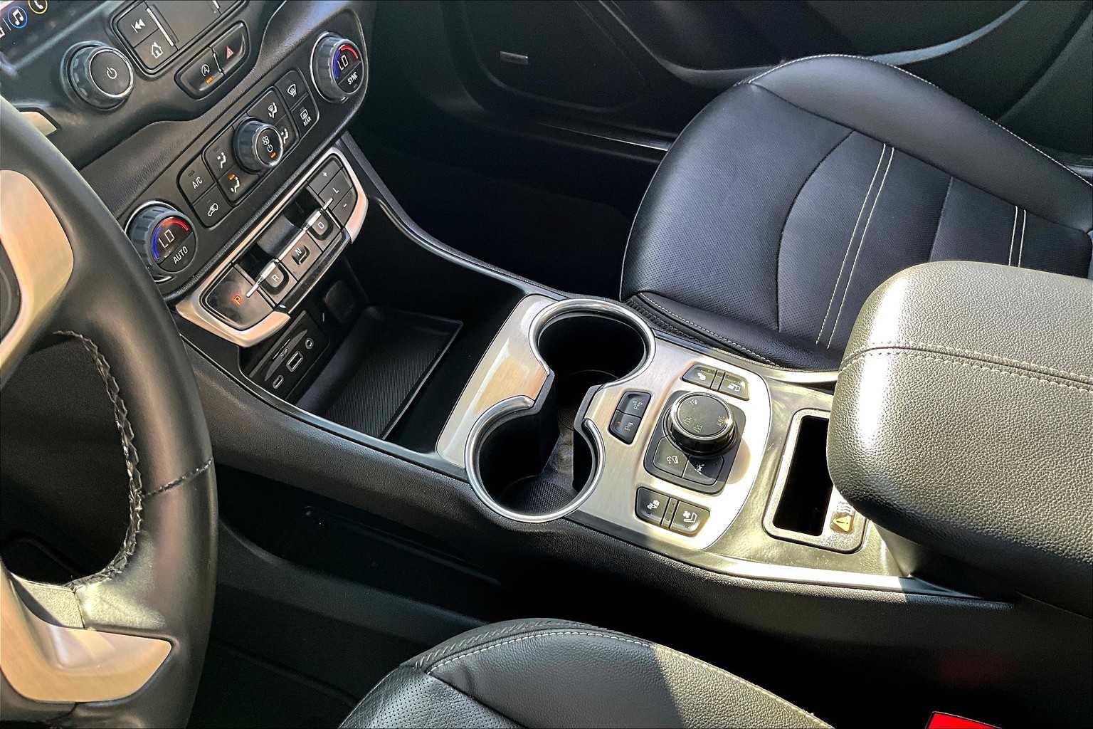 2023 GMC Terrain Denali - Photo 20