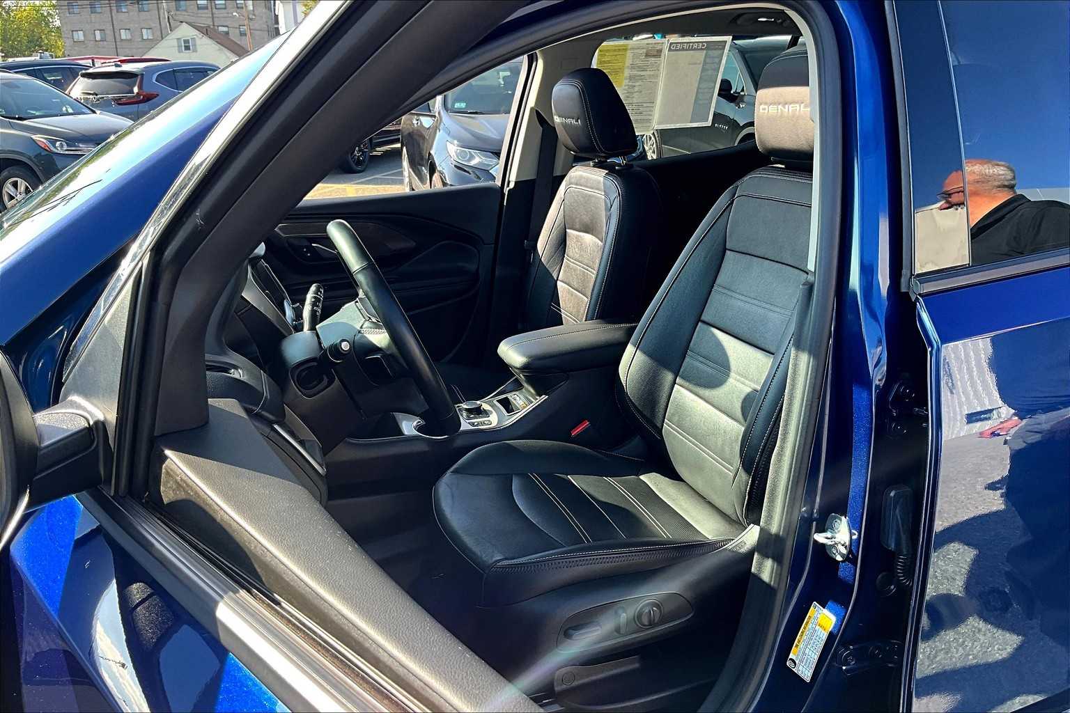 2023 GMC Terrain Denali - Photo 10