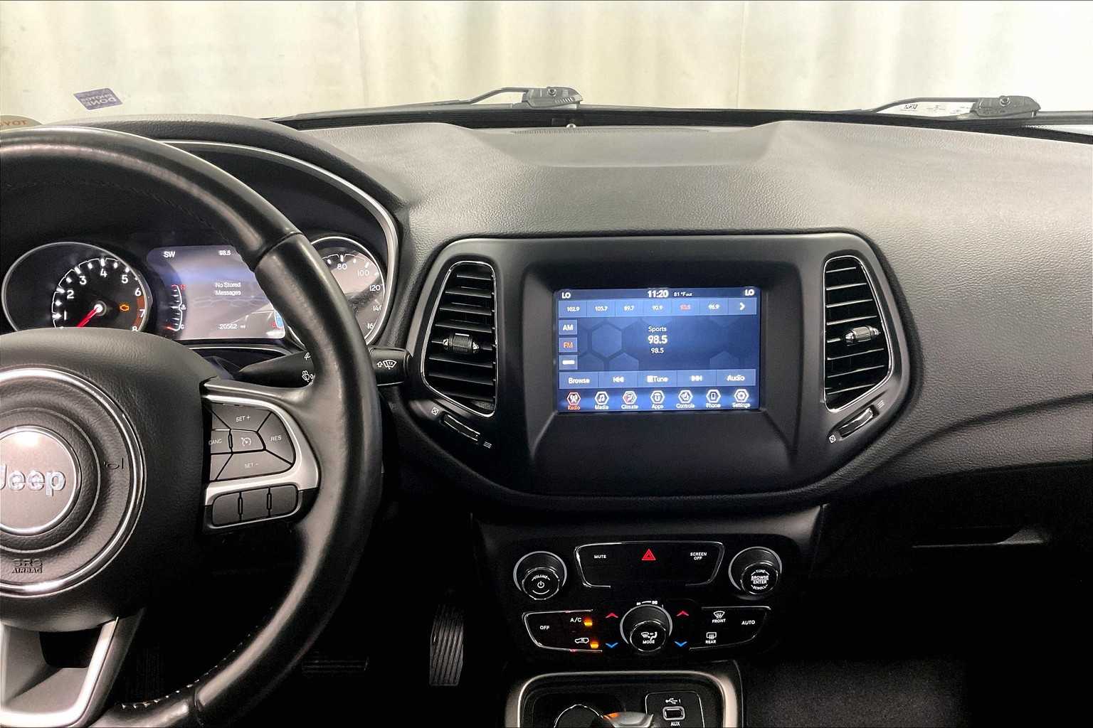 2021 Jeep Compass Latitude - Photo 18