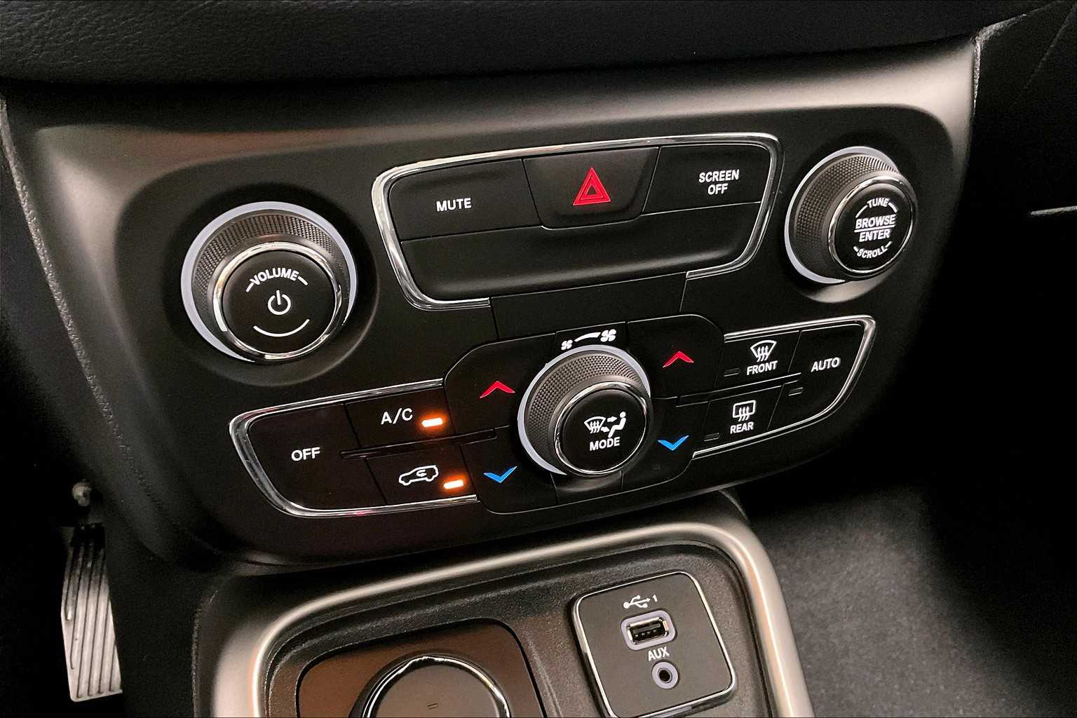 2021 Jeep Compass Latitude - Photo 25