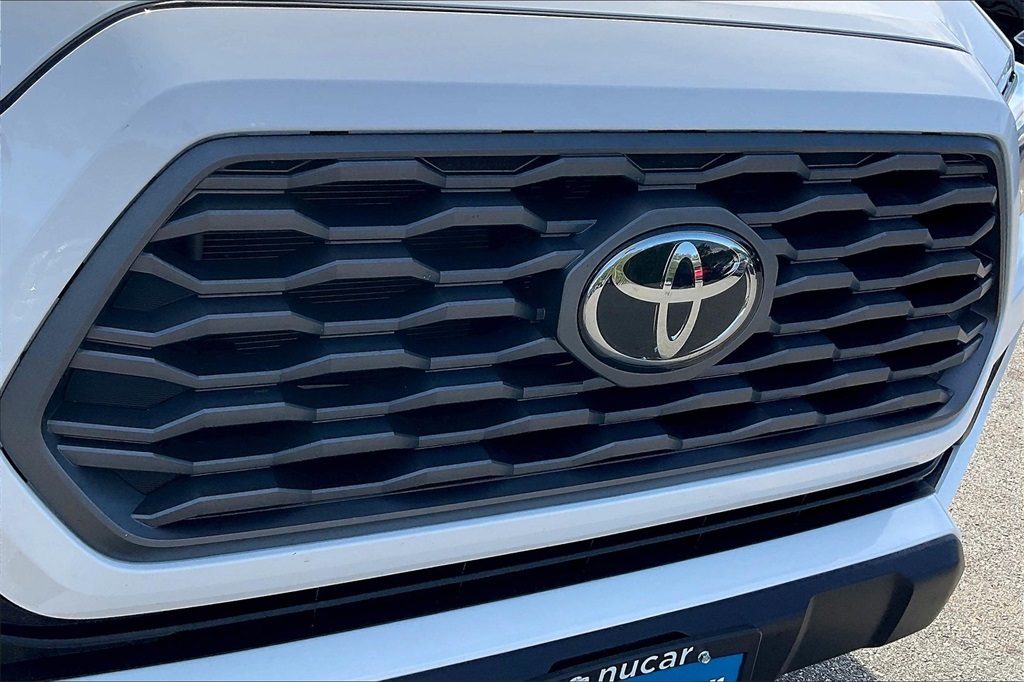 2023 Toyota Tacoma TRD Off-Road - Photo 28