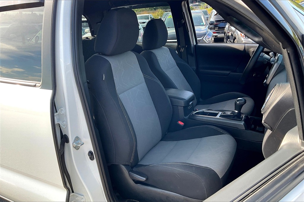 2023 Toyota Tacoma TRD Off-Road - Photo 10