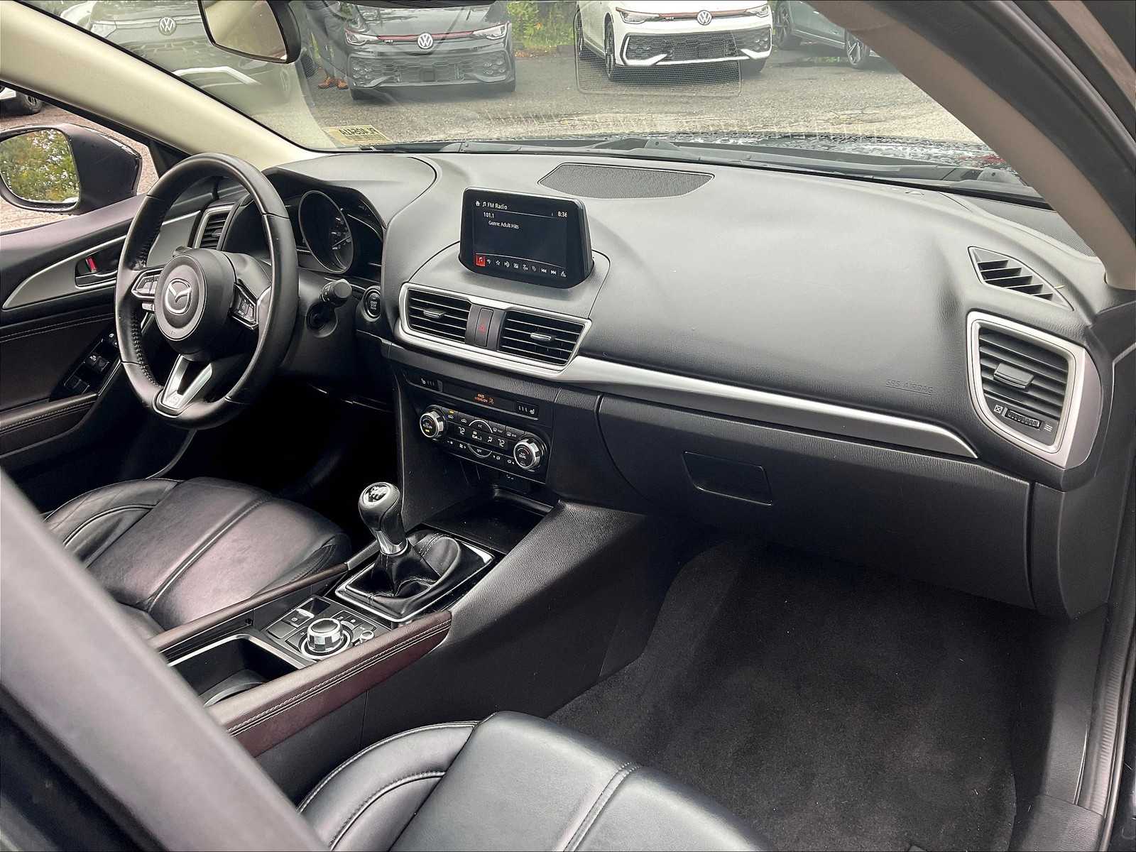 2017 Mazda Mazda3 5-Door Touring 2.5 - Photo 14