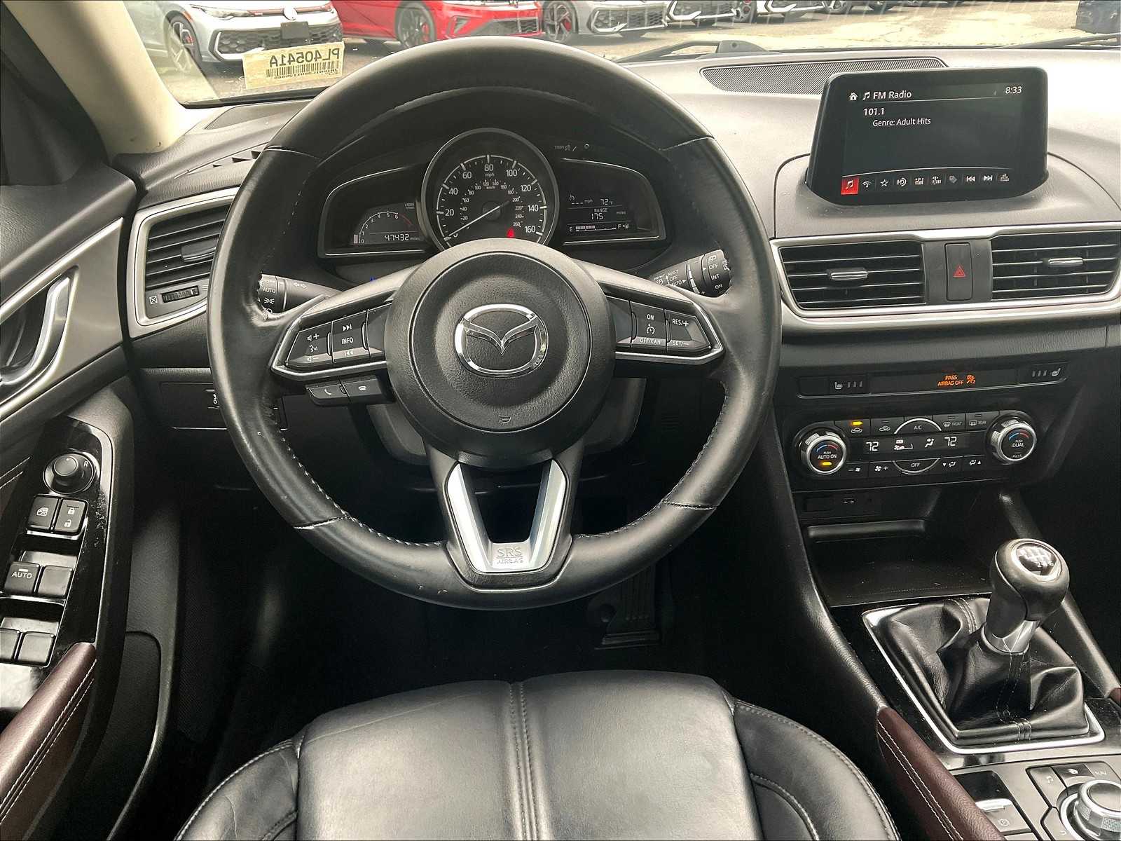 2017 Mazda Mazda3 5-Door Touring 2.5 - Photo 17
