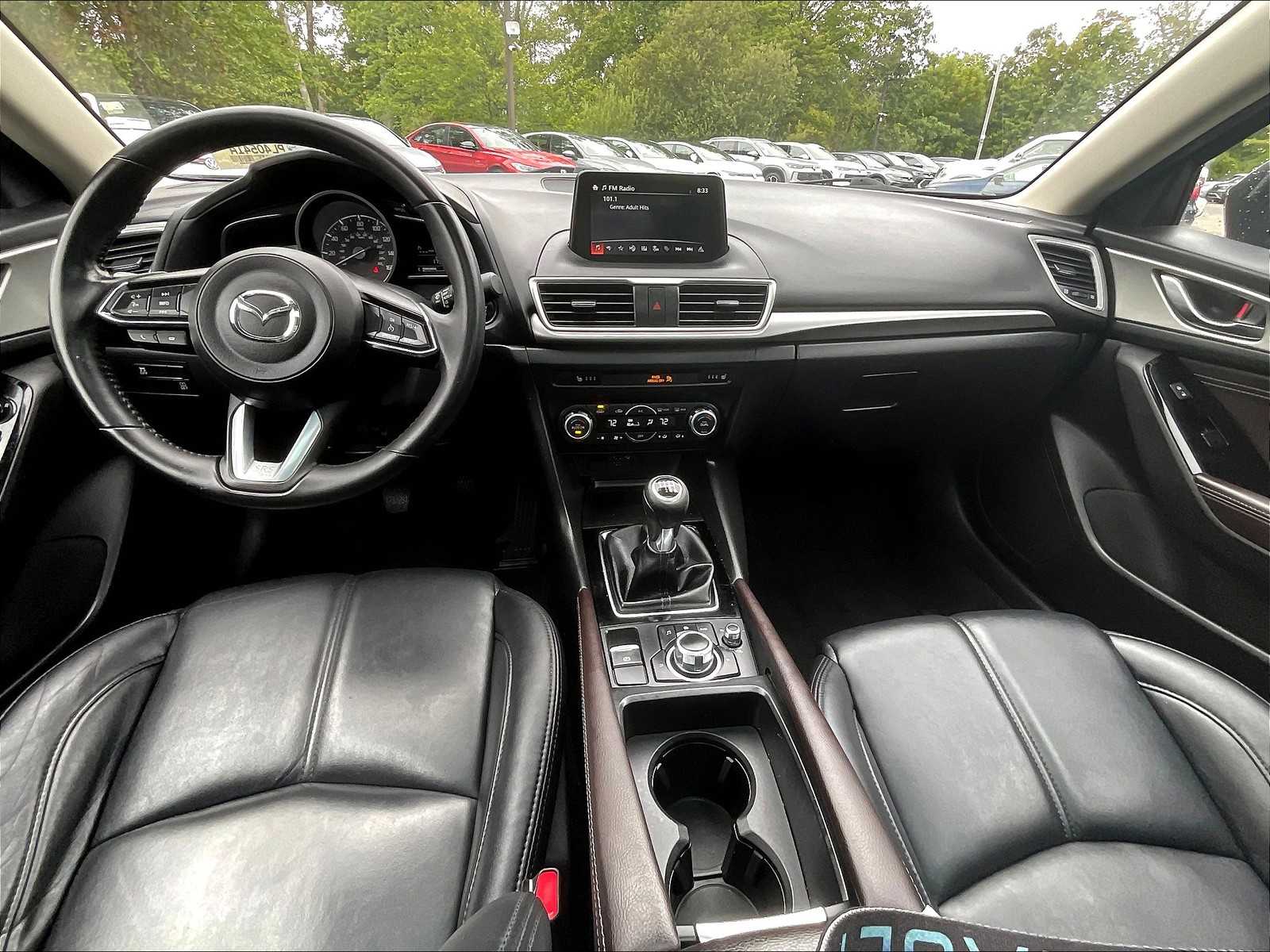 2017 Mazda Mazda3 5-Door Touring 2.5 - Photo 21