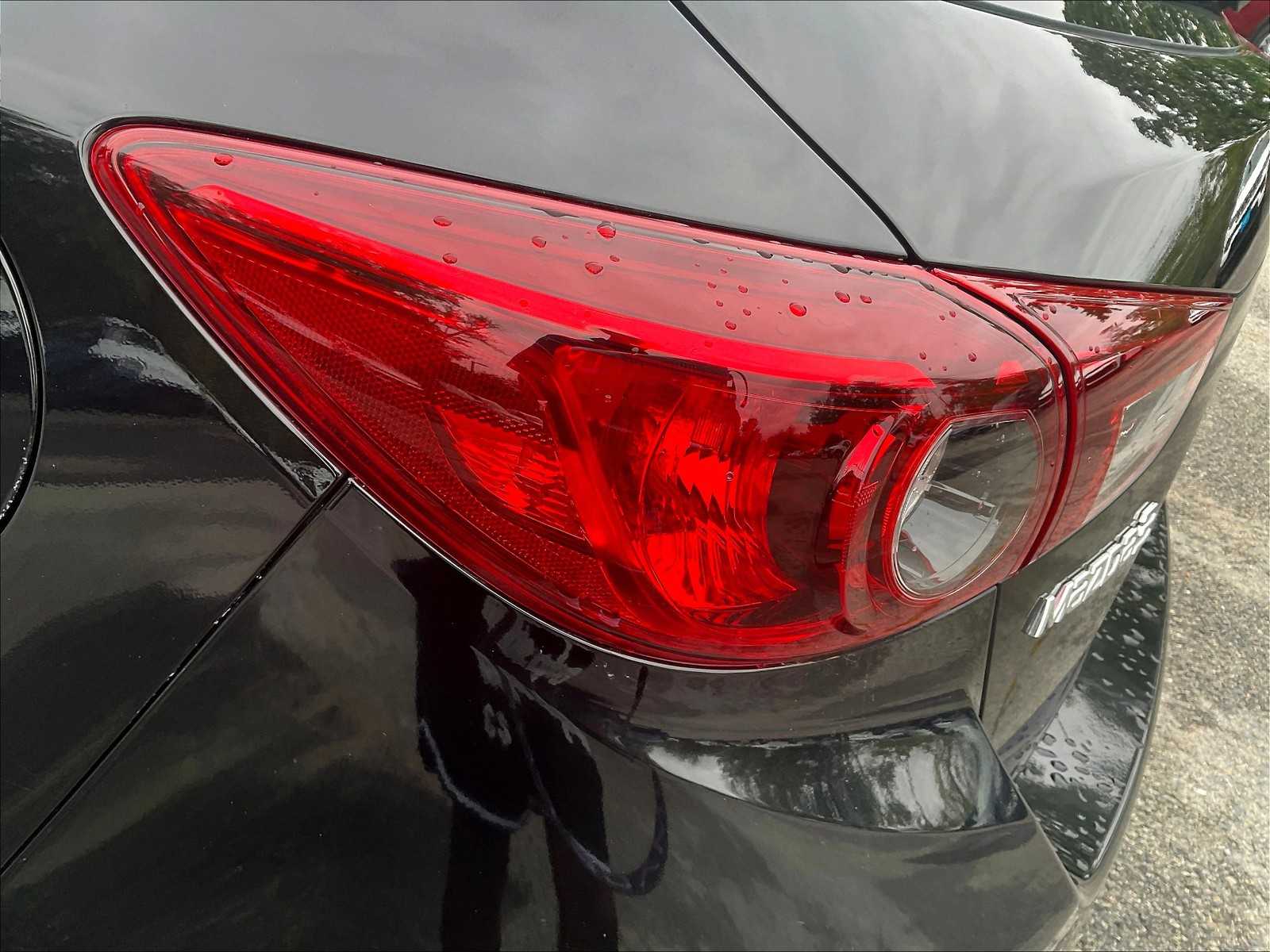 2017 Mazda Mazda3 5-Door Touring 2.5 - Photo 32