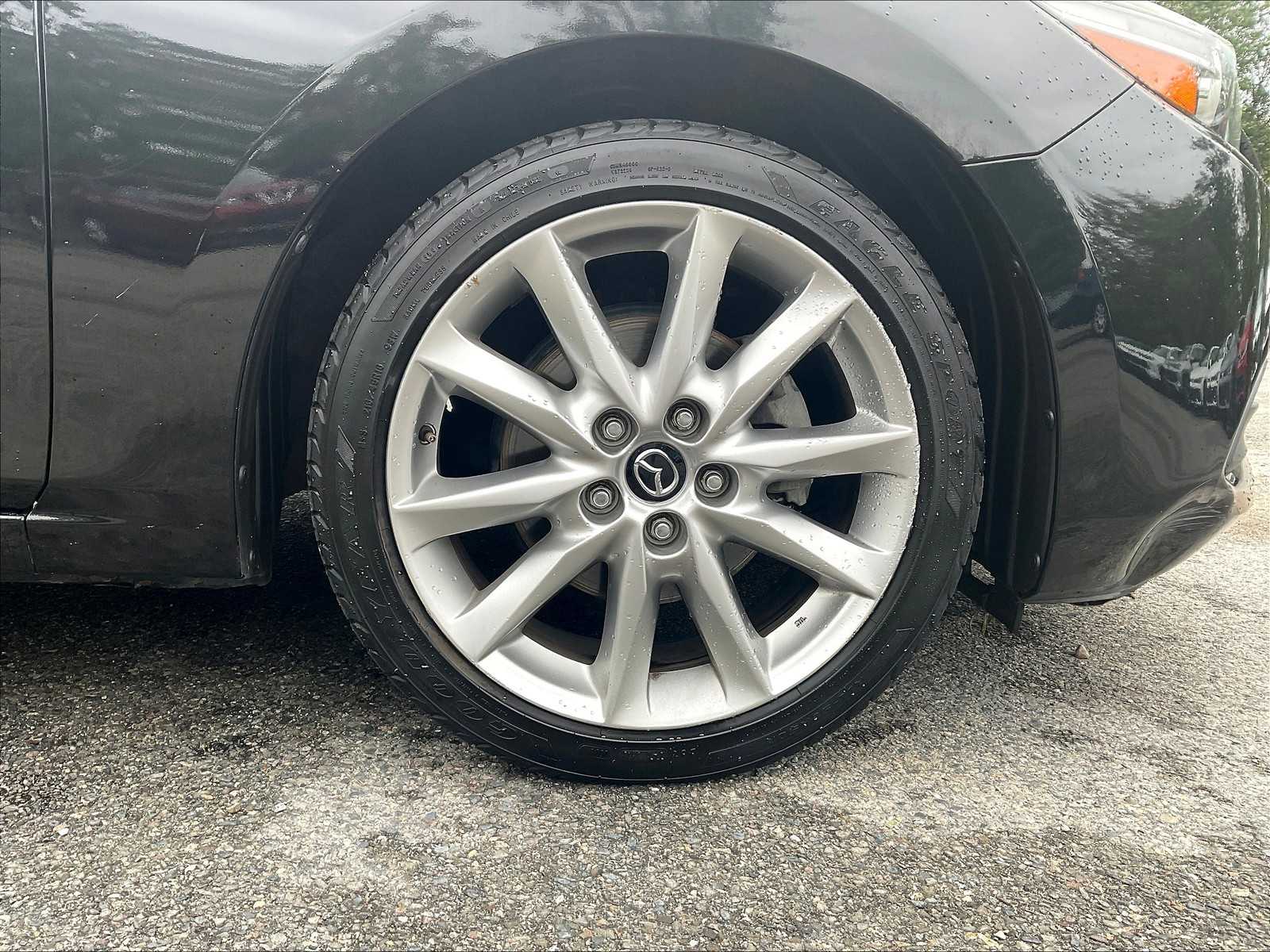 2017 Mazda Mazda3 5-Door Touring 2.5 - Photo 7
