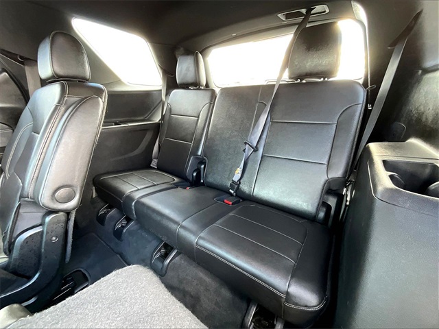 2023 Chevrolet Traverse LT Leather - Photo 16