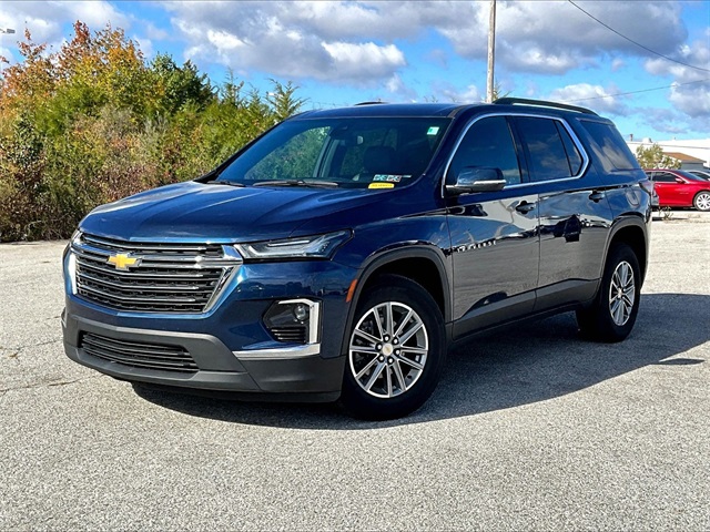 2023 Chevrolet Traverse LT Leather - Photo 2
