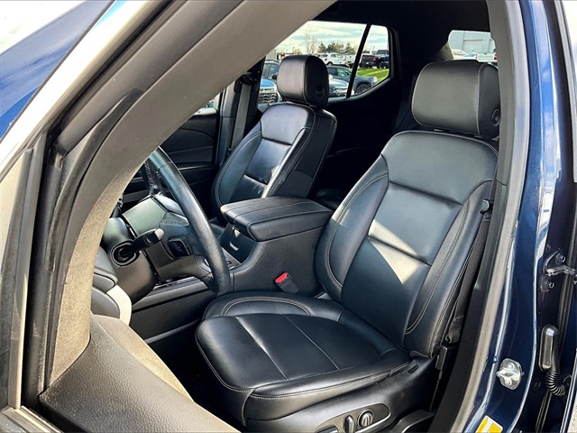 2023 Chevrolet Traverse LT Leather - Photo 10