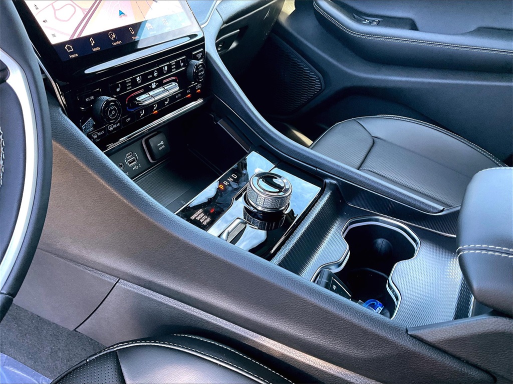 2025 Jeep Grand Cherokee Limited - Photo 14