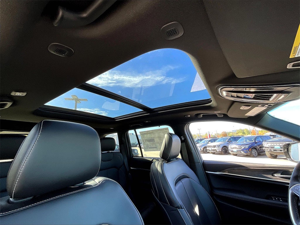 2025 Jeep Grand Cherokee Limited - Photo 18