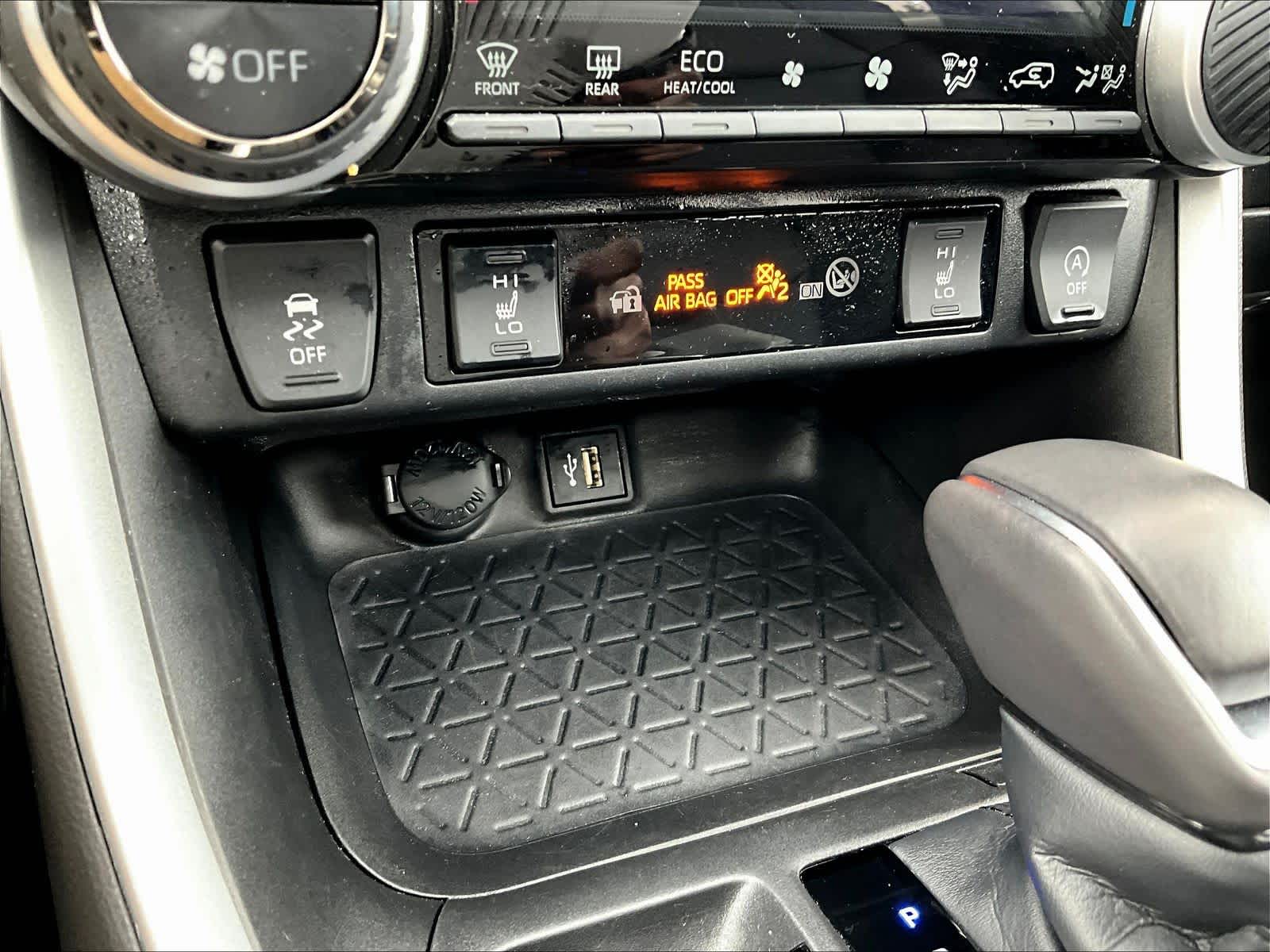 2023 Toyota RAV4 XLE Premium - Photo 27