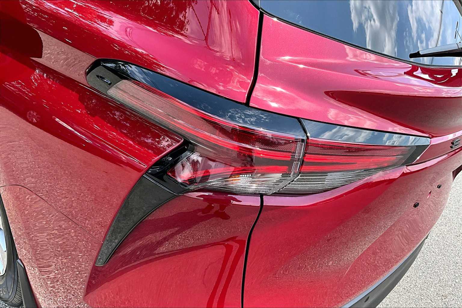 2021 Toyota Sienna XLE - Photo 31
