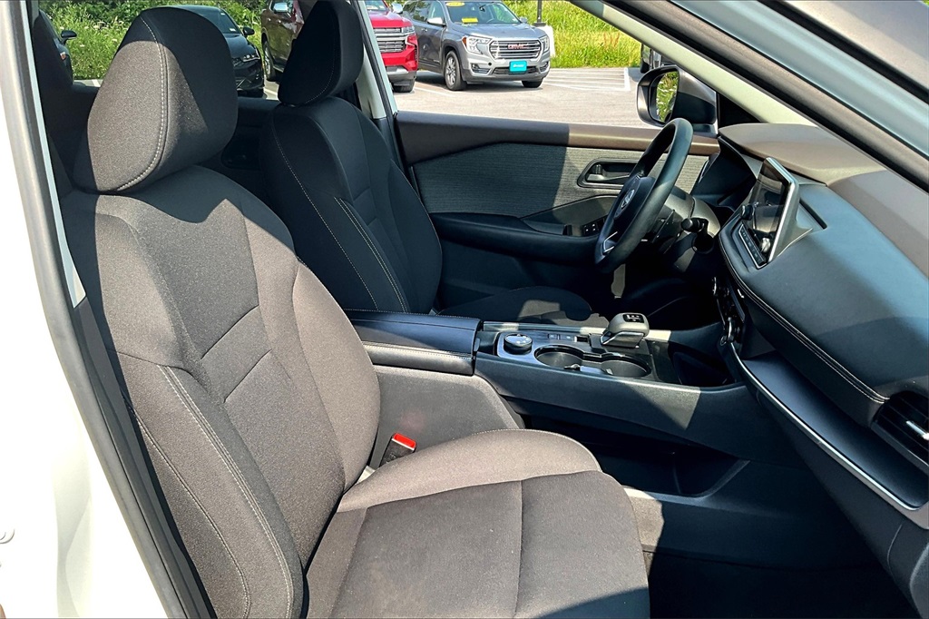 2023 Nissan Rogue S - Photo 11