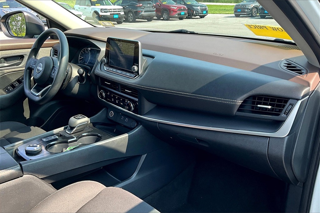 2023 Nissan Rogue S - Photo 14
