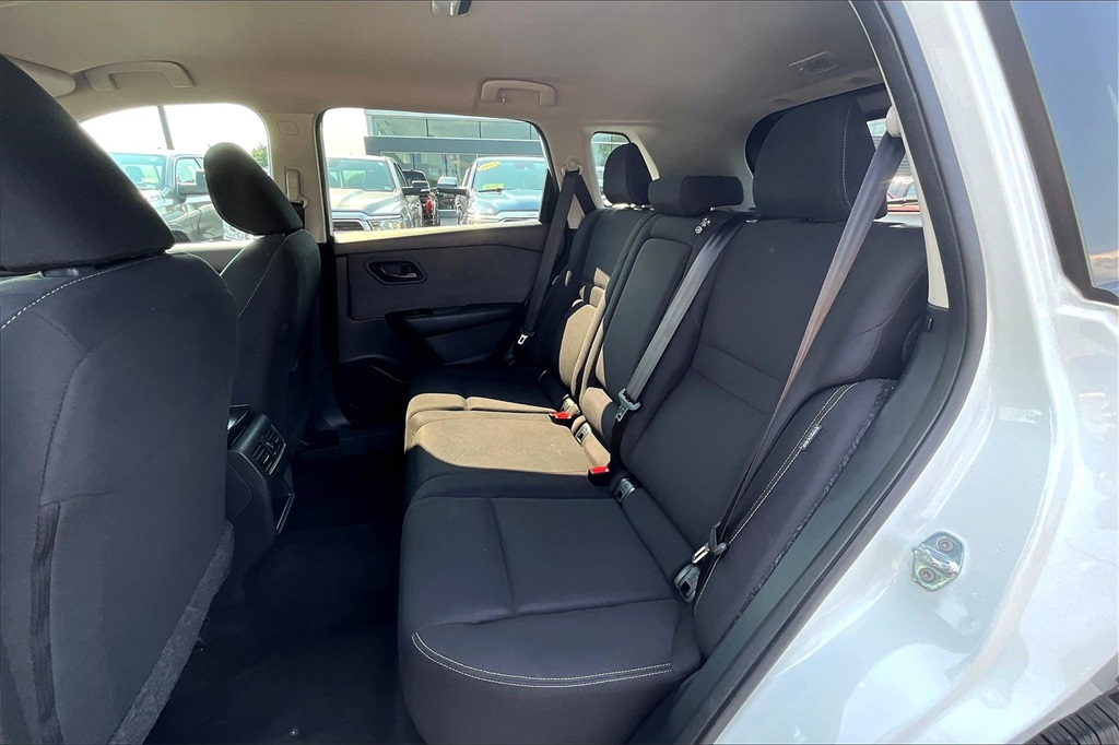 2023 Nissan Rogue S - Photo 15