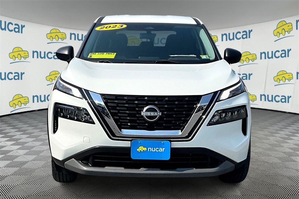 2023 Nissan Rogue S - Photo 2