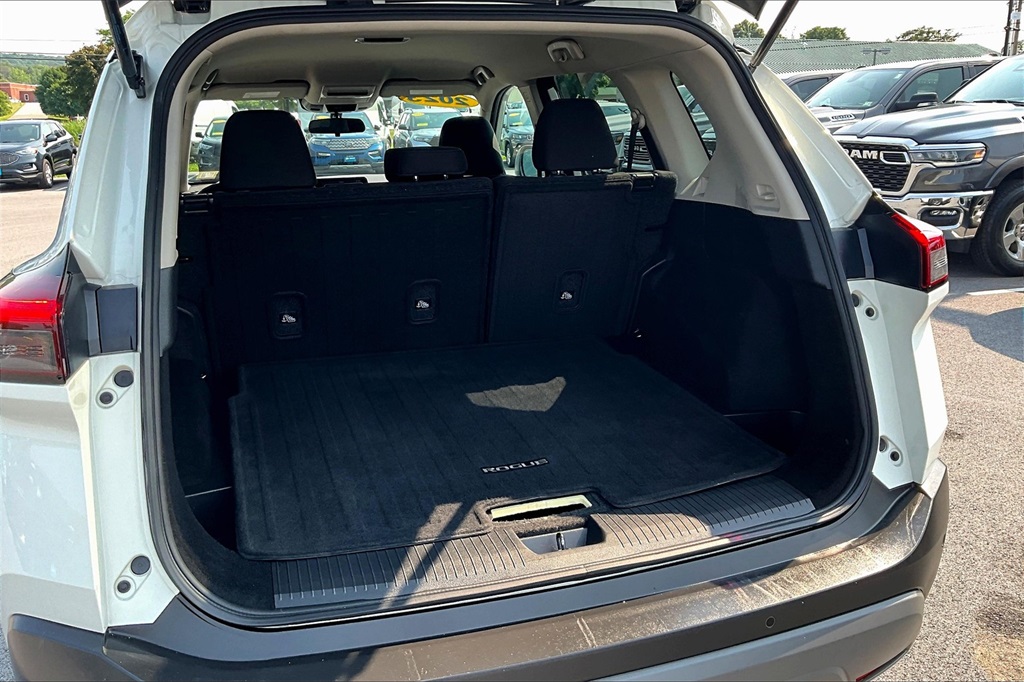 2023 Nissan Rogue S - Photo 37