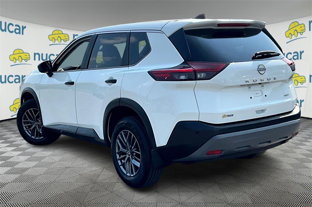 2023 Nissan Rogue S - Photo 4
