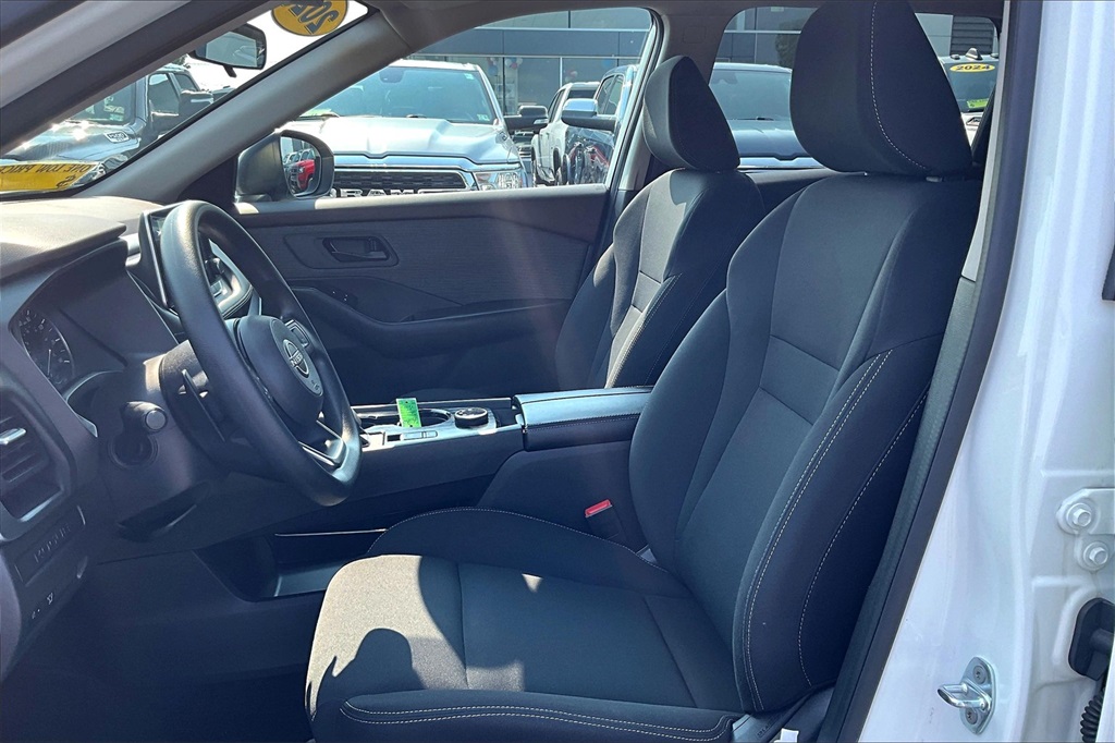2023 Nissan Rogue S - Photo 10